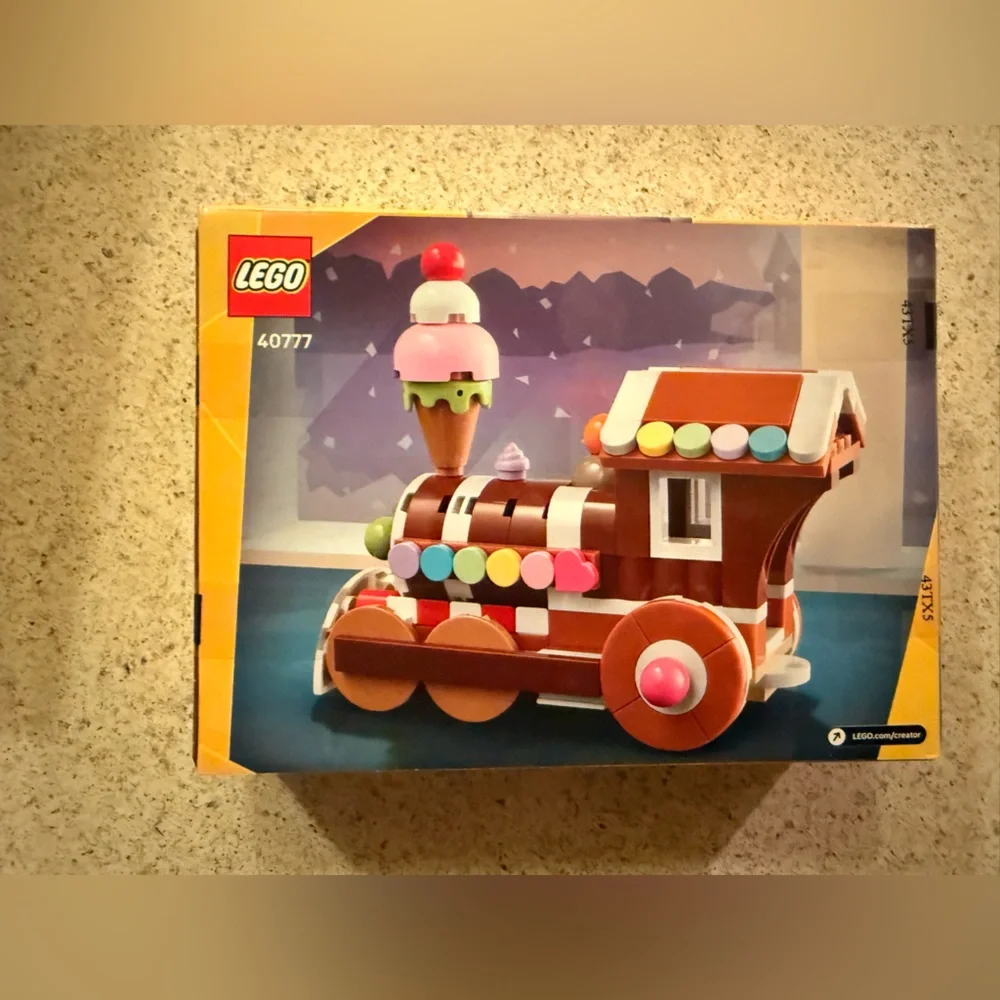 LEGO 40777 Gingerbread Train Ornament GWP Retired Set New in Box